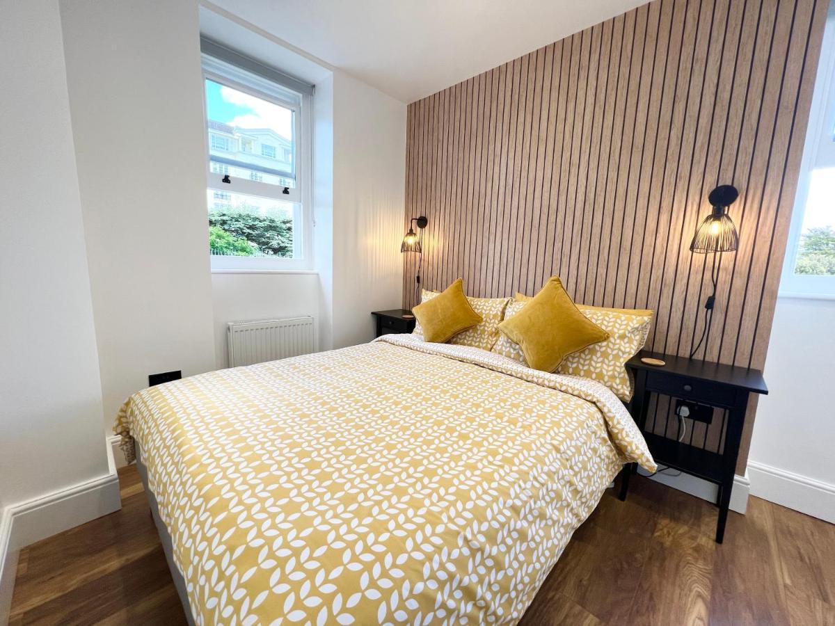 Lovely Apartment, One Minute From Bournemouth Beach And Town. Bagian luar foto