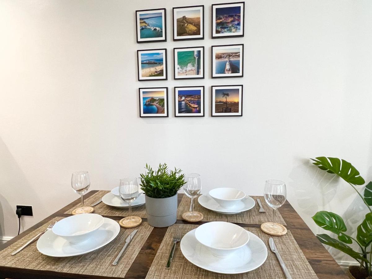Lovely Apartment, One Minute From Bournemouth Beach And Town. Bagian luar foto