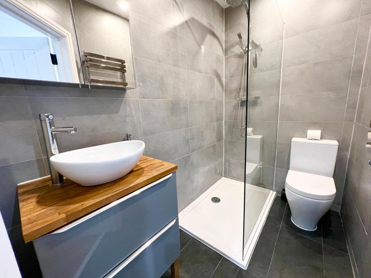 Lovely Apartment, One Minute From Bournemouth Beach And Town. Bagian luar foto