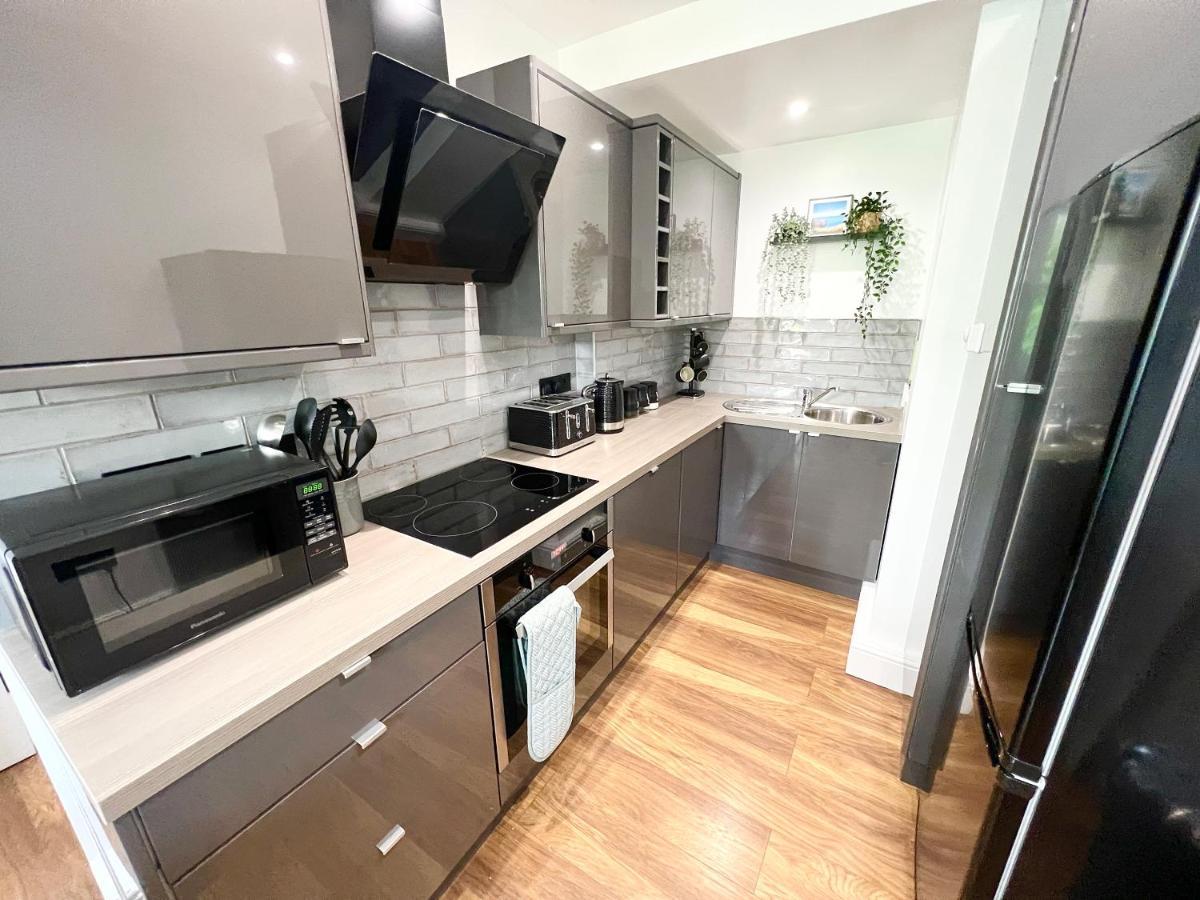 Lovely Apartment, One Minute From Bournemouth Beach And Town. Bagian luar foto